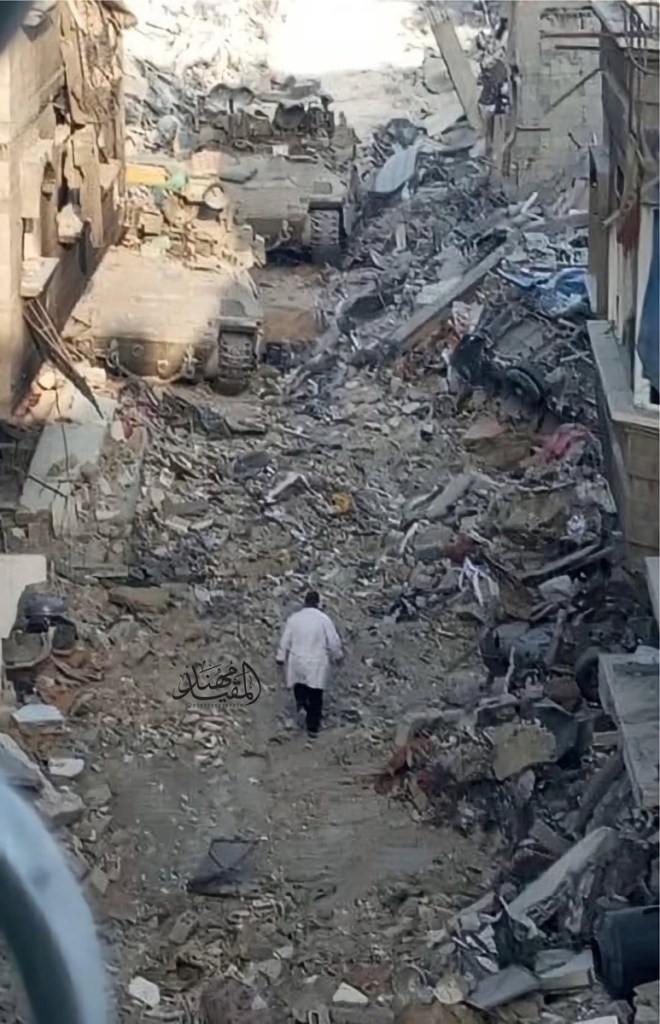 تحديث حول وضع الدكتور حسام أبو صفية، مدير مستشفى كمال عدوان، المعتقل لدى إسرائيل