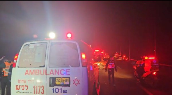 فيديو: قتيل و14 إصابة في حادث مروع على شارع 40 قرب كريات غات