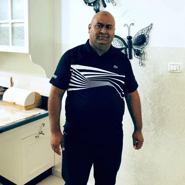 رهط: إصابة الناشط صبري أبو فريح وطفله بإطلاق نار