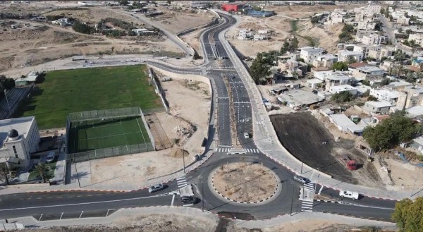 افتتاح شارع حطين في رهط: رابط جديد بين شمال المدينة وجنوبها وتبادل للتهاني والتصريحات